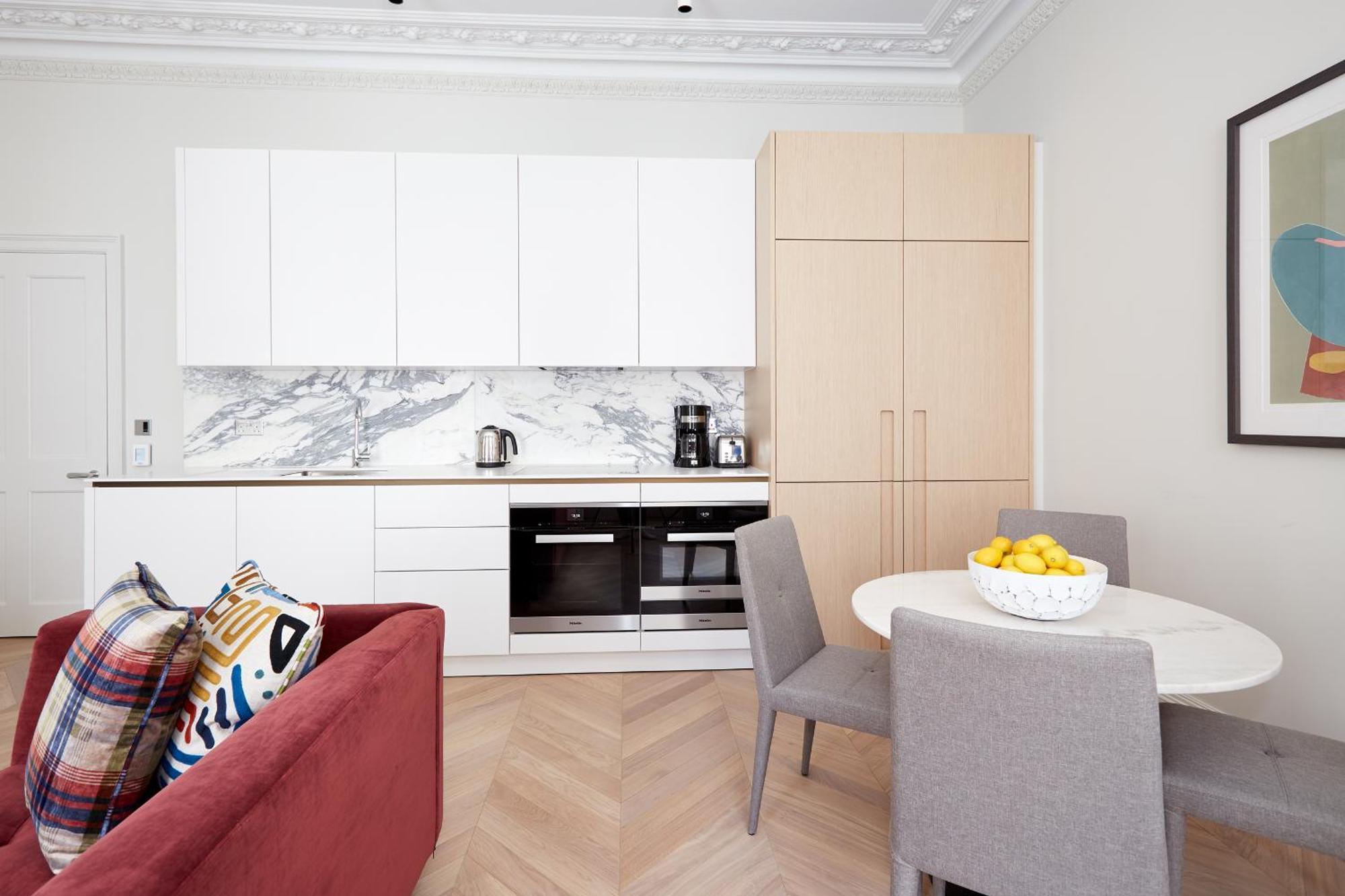 Sonder King Street Aparthotel London Exterior photo