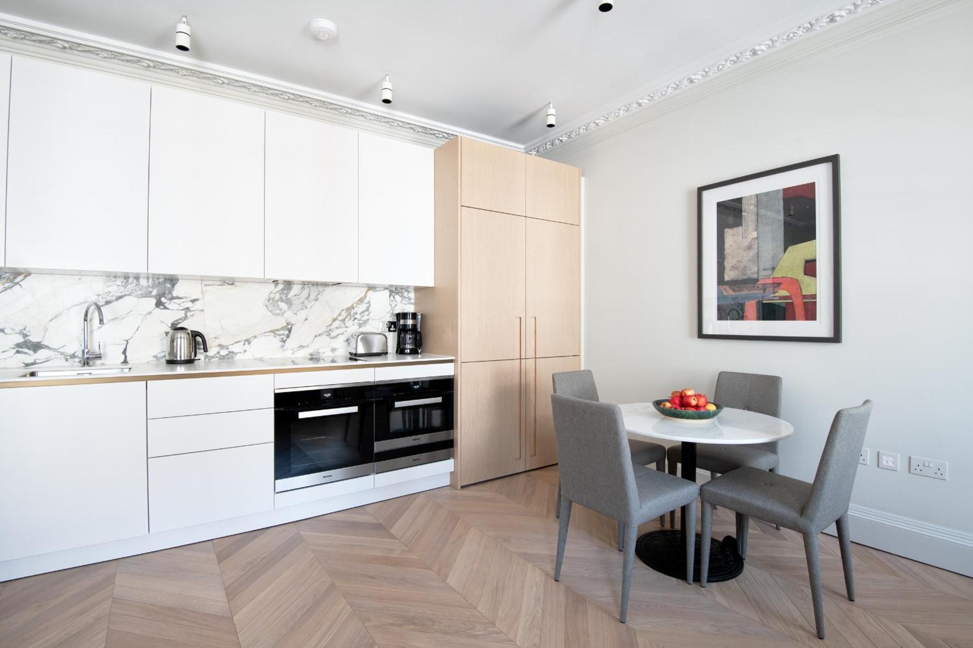 Sonder King Street Aparthotel London Exterior photo